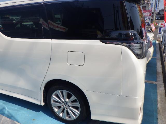 トヨタ　ヴェルファイア　左側面　鈑金修理