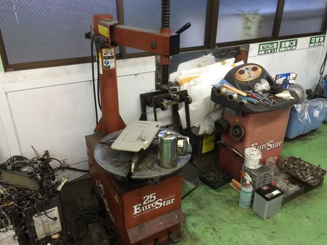 有限会社　ロイヤルオート11