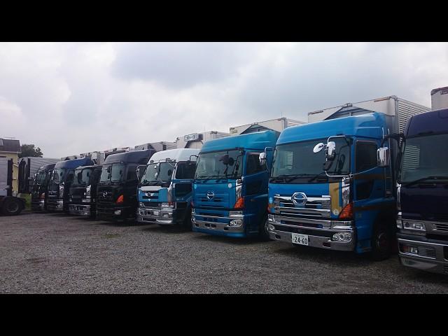 大型アルミウィングの展示場もございます。