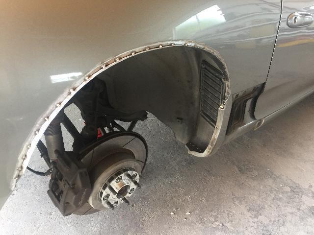 80スープラ (RIDOX）オーバーフェンダー取り付け