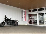 店内入口は道路の反対になります！