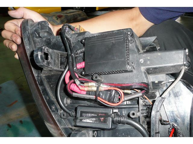 BMW HID 取付 バンパー 脱着 ブレーキ 点検 パット 摩耗の為 交換 修理 整備