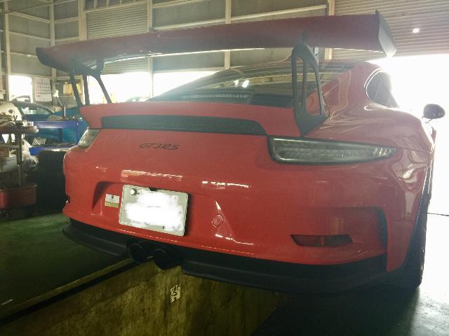 ポルシェ 911 GT3RS  エンジン・オイル交換 警告灯点灯 で キャリアカーで引き取ってきました。