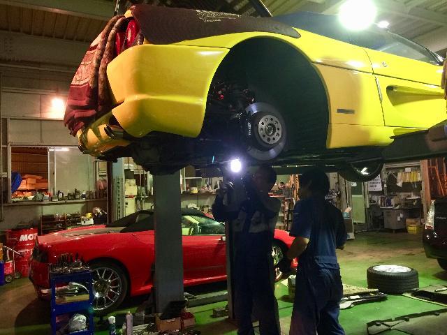 フェラーリ F355 スパイダー 6MT 納車整備 エンジン脱着点検   栃木県 小山市 カワマタ商会グループ(株)Kレボリューション