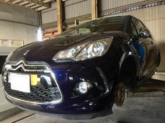 スタットレスタイヤに交換作業。シトロン DS3 スポーツシック    栃木県 小山市 カワマタ商会グループ(株)Kレボリューション