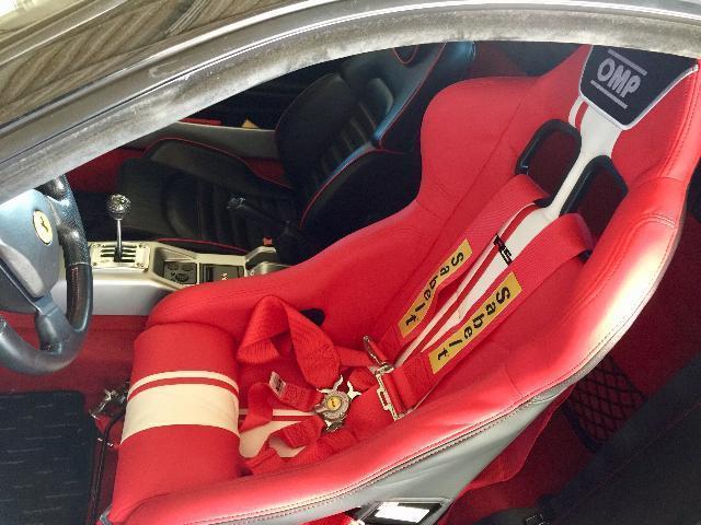OMP バケットシート サベルト 5点式シートベルト　レーシングハーネス 取付作業。フェラーリ 360 モデナ 
