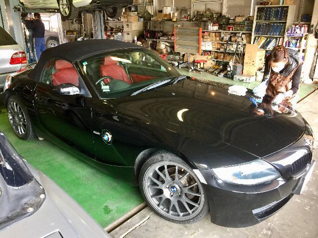 ステッカー 剥がし 作業 中古車仕上げ Bmw Z4 栃木県 小山市 カワマタ商会グループ 株 Kレボリューション グーネットピット