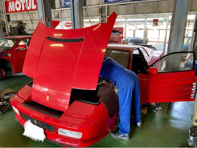 フェラーリ 512TR クラッチ・マスターシリンダー 交換 作業。  栃木県 小山市 カワマタ商会グループ(株)Kレボリューション