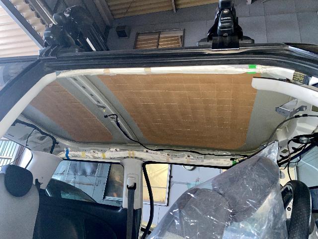 天井 ルーフライニング 天張りが剥がれた … ルーフ・ライニング 剥がれ たるみ 張り替え 修理 整備。BMW ミニ 宇都宮市のT様 ご依頼ありがとうござます。