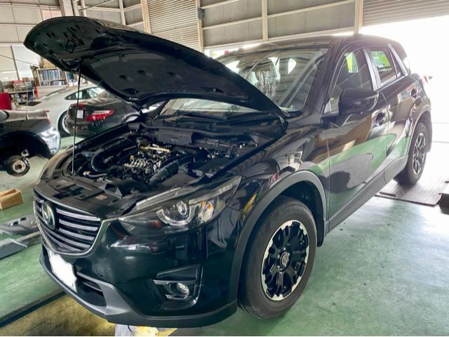 MAZDA マツダ CX-5 AWD SKYACTIV TECHNOLOGY D ディーゼルエンジン・オイル交換 エレメント交換 作業。マツダ 車検 整備 修理。茨城県結城市のK様 ご依頼ありがとうござます。     栃木県 小山市