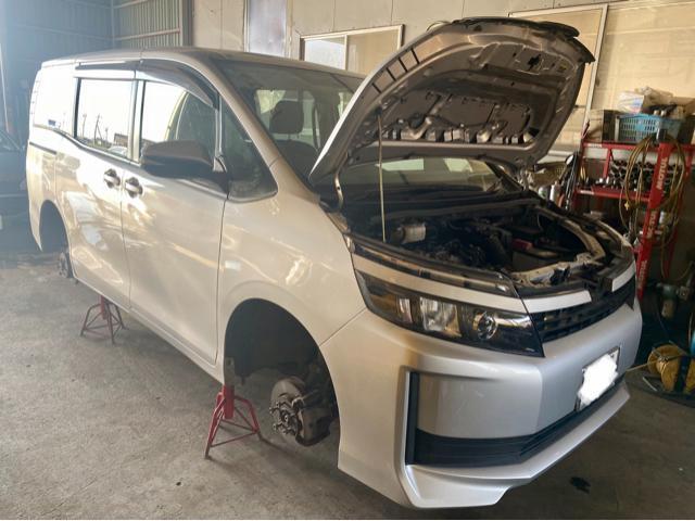 TOYOTA VOXY トヨタ ヴォクシー 車検 整備 修理。栃木県小山市のH様 ご依頼ありがとうござます。    栃木県 小山市 カワマタ商会グループ(株)Kレボリューション