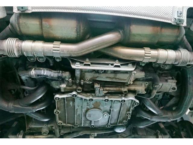 PORSCHE 911Carrera 4S ポルシェ 997モデル MOTUL エンジン・オイル交換作業。ポルシェ 車検 整備 修理。栃木県宇都宮市のK様 ご依頼ありがとうござます。     栃木県 小山市 (株)Kレボリューション