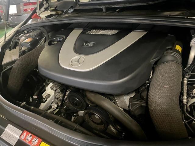 Mercedes-Benz ベンツ R350 4マチック エンジン・オイル漏れ 見積作業。ベンツ 車検 整備 修理。栃木県宇都宮市のI様 ご依頼ありがとうござます。     栃木県 小山市 カワマタ商会グループ(株)Kレボリューション