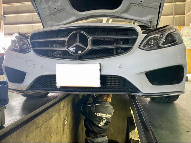 Mercedes-Benz ベンツ E220ブルーテックワゴンAMGパッケージ ディーゼル・オイル交換作業。ベンツ 車検 整備 修理。茨城県筑西市のM様 ご依頼ありがとうござます。      栃木県 小山市 (株)Kレボリューション