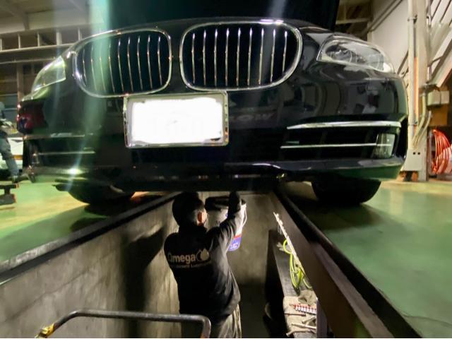 BMW アクティブハイブリッド７Ｌ Ωmega オメガ エンジン・オイル交換作業。栃木県小山市のK様 ご依頼ありがとうござます。     栃木県 小山市 カワマタ商会グリープ(株)Kレボリューション