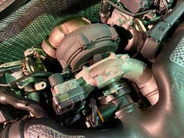 Mercedes-Benz ベンツ E320 CDI ディーゼル・エンジン 走行中に排気ガスの臭いが室内に … ターボ・ガスケットからの排気漏れが原因でした。茨城県筑西市のC様 ご依頼ありがとうござます。    栃木県 小山市 Krevo
