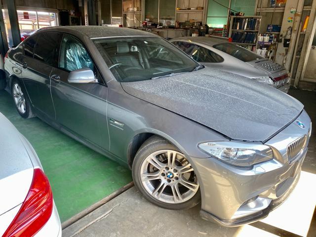 BMW 523i Ｍスポーツパッケージ エンジンオイル エレメント Fディスクパッド パットセンサー お客様パーツ持込作業。栃木県小山市のT様 ご依頼ありがとうござます。     栃木県 小山市 カワマタ商会グループ(株)Kレボリューション