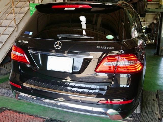 Mercedes-Benz ML350 ベンツ オイル交換作業。クリーンディーゼル用オイル スノコ スヴェルトユーロ C3 5w-30 使用しました。栃木県下野市のS様 ご依頼ありがとうござます。  栃木県 小山市 (株)Kレボリューション