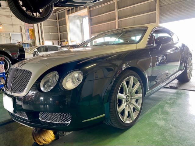 Bentley Continental GT ベントレー Ωmega オメガ エンジンオイル交換作業。ベントレー 車検整備修理。茨城県つくば市N様 ご依頼ありがとうござます。    栃木県 小山市 (株)Kレボリューション