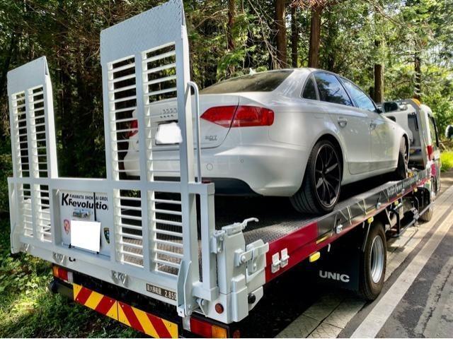 Audi A4 2.0T quattro アウディA4 軽井沢まで不動車引取作業。アウディ車検整備修理。栃木県下野市T様 ご依頼ありがとうござます。      栃木県小山市カワマタ商会グループ(株)Kレボリューション