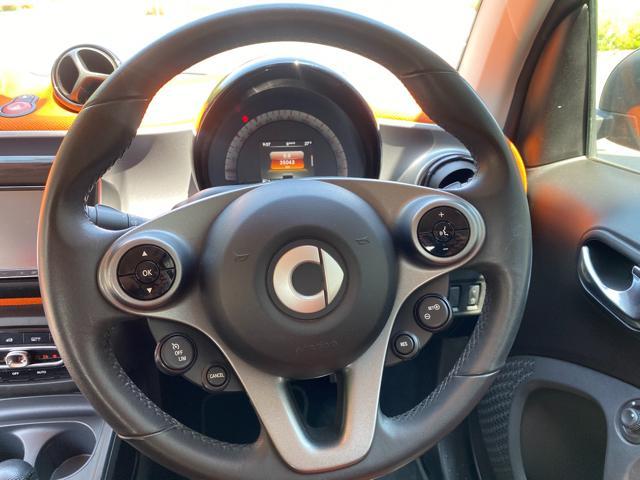 Smart スマート フォーツークーペ 中古車入庫点検作業。スマート車検整備修理。    栃木県小山市カワマタ商会グループ(株)Kレボリューション