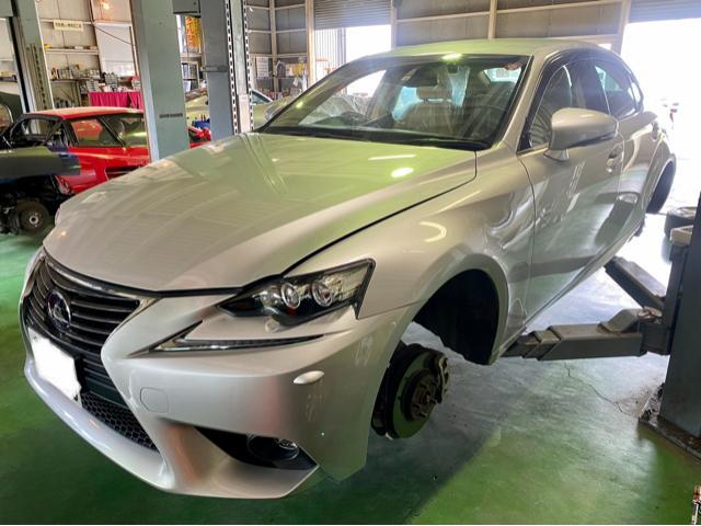 LEXUS IS300h レクサス ハイブリッド車 車検整備修理。茨城県結城市O様 ご依頼ありがとうござます。      栃木県小山市カワマタ商会グループ(株)Kレボリューション