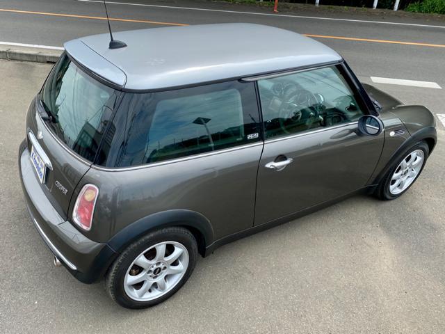 BMW MINI BMWミニ クーパー パークレーン 下取り車 入庫点検整備。無料代車として貸出します。BMW MINI 車検整備修理。          栃木県小山市カワマタ商会グループ(株)Kレボリューション