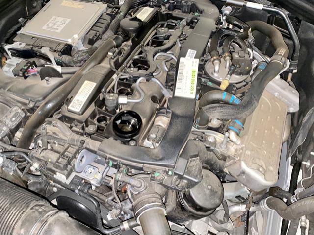 Mercedes-Benz E220 ブルーテックワゴン SUNOCO ディーゼル車オイル&エレメント交換作業。ベンツ車検整備修理。栃木県宇都宮市T様 ご依頼ありがとうござます。   栃木県小山市 (株)Kレボリューション