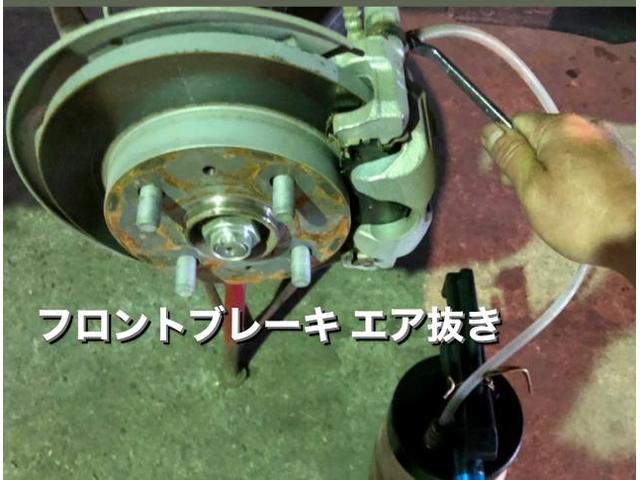 DAIHATSU ダイハツ ハイゼットトラック 車検整備 ワイパーゴム交換作業。栃木県下野市O様 ご依頼ありがとうござます。ダイハツ車検整備修理鈑金塗装・販売買取 栃木県小山市カワマタ商会グループ(株)Kレボリューション