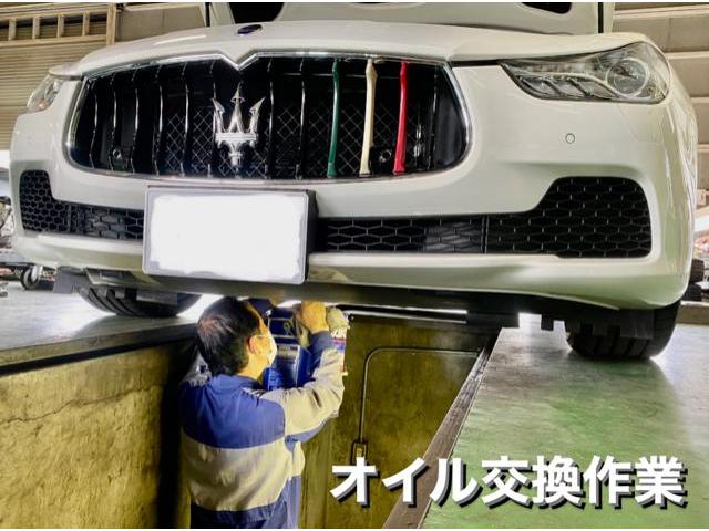 Maserati マセラティ ギブリ MOTUL エンジンオイル交換 アンダーカバー脱着作業。栃木県宇都宮市B様 ご依頼ありがとうござます。マセラティ車検整備修理板金塗装・販売買取 栃木県小山市カワマタ商会グループ(株)Kレボリューション