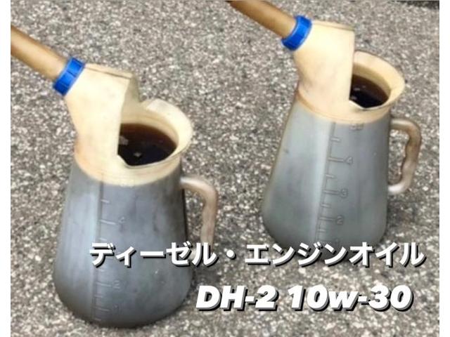 MITSUBISHI 三菱ふそう FK 4t トラック エンジンオイル交換作業。茨城県結城市K様 ご依頼ありがとうござます。三菱ふそう車検整備修理板金塗装・販売買取 栃木県小山市カワマタ商会グループ(株)Kレボリューション