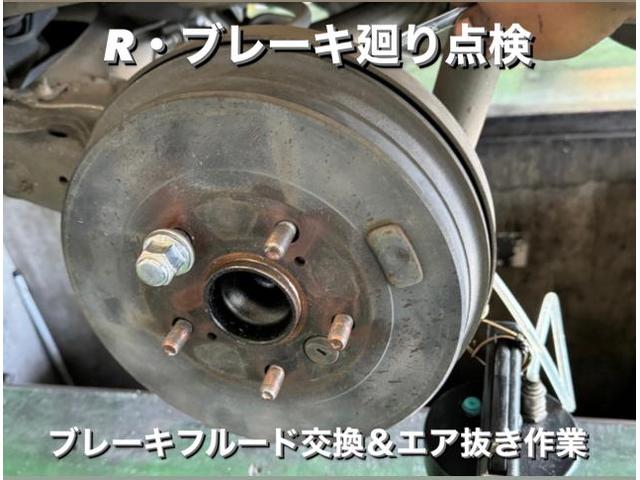 TOYOTA トヨタ ヴォクシー 車検＆ドラム・ブレーキ調整 ブレーキエア抜き。茨城県結城市T様ご依頼ありがとうございます。トヨタ車検整備修理板金塗装故障テスター診断販売買取 栃木県小山市カワマタ商会グループ(株)Kレボリューション