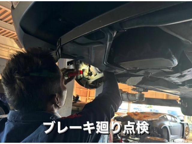 BMWMINI BMWミニ クーパー 法定12ヶ月定期点検。栃木県小山市W様ご依頼ありがとうございます。BMWミニ車検整備修理板金塗装故障テスター診断販売買取 栃木県小山市カワマタ商会グループ(株)Kレボリューション