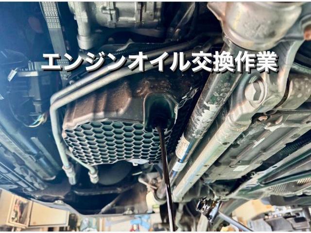 PORSCHE ポルシェ マカン 車検＆ブレーキ・ディスクパッド交換作業。茨城県結城市I様ご依頼ありがとうございます。ポルシェ車検整備修理レストア板金塗装故障テスター診断販売買取 栃木県小山市カワマタ商会グループ(株)Kレボリューション