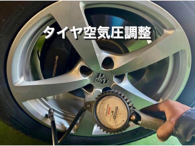 PORSCHE ポルシェ マカン 車検＆ブレーキ・ディスクパッド交換作業。茨城県結城市I様ご依頼ありがとうございます。ポルシェ車検整備修理レストア板金塗装故障テスター診断販売買取 栃木県小山市カワマタ商会グループ(株)Kレボリューション