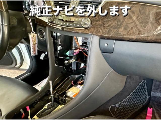 Mercedes-Benz メルセデスベンツCLS  純正から社外ナビに交換＆バックカメラ取付。栃木県都賀郡A様ご依頼ありがとうございます。ベンツ車検整備修理板金塗装故障テスター診断販売買取 カワマタ商会グループ(株)Kレボリューション