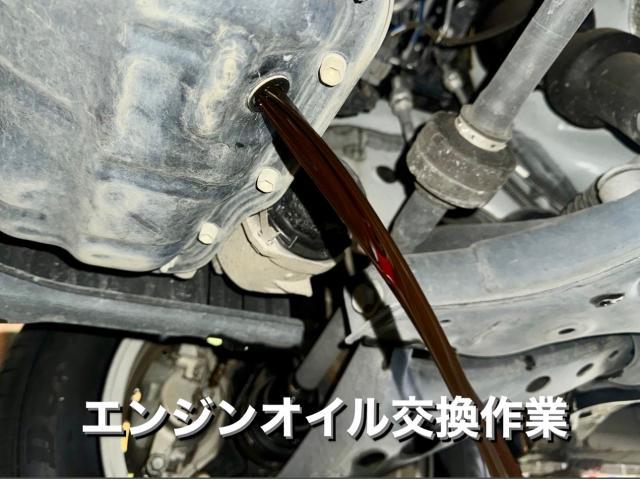 TOYOTA トヨタ エスクァイア DUNLOPタイヤ＆エンジンオイル交換。茨城県結城市Y様ご依頼ありがとうございます。トヨタ車検整備修理板金塗装故障テスター診断販売買取 栃木県小山市カワマタ商会グループ(株)Kレボリューション