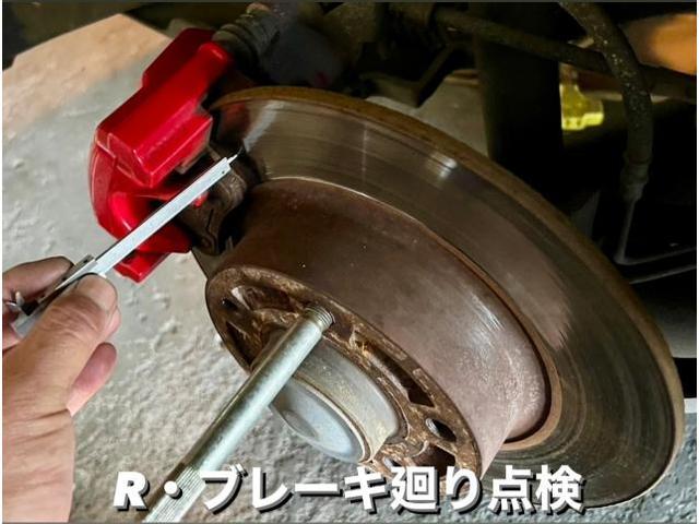 Renault ルノー ルーテシア 車検・ブレーキディスクパッド＆ローター交換。茨城県下妻市S様ご依頼ありがとうございます。ルノー車検整備修理板金塗装故障テスター診断販売買取 栃木県小山市カワマタ商会グループ(株)Kレボリューション