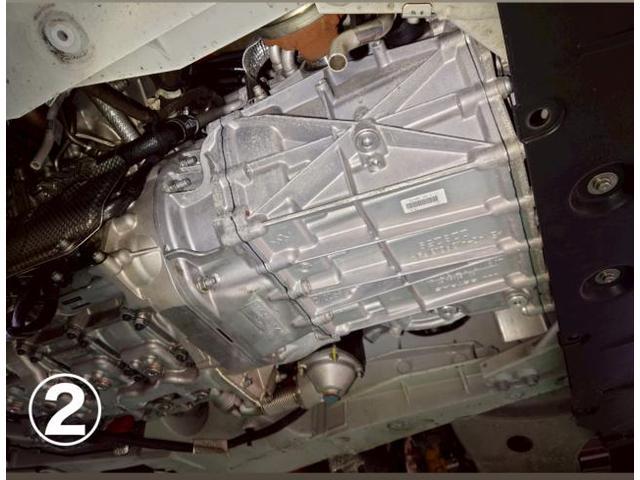 Ferrari フェラーリ 488 GTB アンダーカバー脱着 エンジンオイル漏れ点検。福島県西白河郡A様ご依頼ありがとうございます。フェラーリ車検整備修理板金塗装故障テスター診断販売買取 栃木県カワマタ商会グループ(株)Kレボリューション