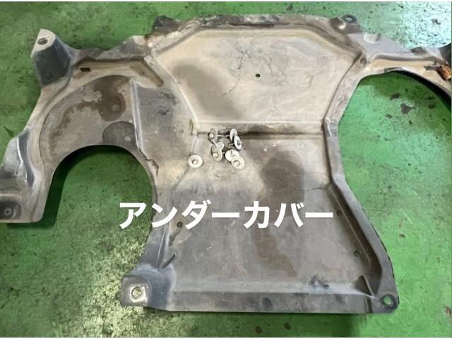 Mercedes-Benz エンジンオイル＆フィルター交換 メルセデスベンツ E250カブリオレ。茨城県筑西市Y様ご依頼ありがとうございます。ベンツ車検整備修理板金塗装故障テスター診断販売買取 カワマタ商会グループ(株)Kレボリューション