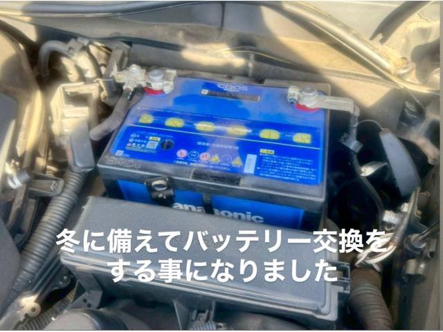 TOYOTA 車検・ブレーキディスクパッド＆バッテリー交換 トヨタ クラウンアスリート。茨城県結城市H様ご依頼ありがとうございます。トヨタ車検整備修理板金塗装故障テスター診断販売買取 栃木県小山市カワマタ商会グループ(株)Kレボリューション