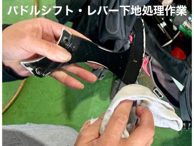 Ferrari パドルシフト傷取り・塗装作業 フェラーリ 360モデナ 中古車仕上げ。茨城県桜川市W様ご依頼ありがとうございます。フェラーリ車検整備修理板金塗装故障テスター診断販売買取 栃木県カワマタ商会グループ(株)Kレボリューション