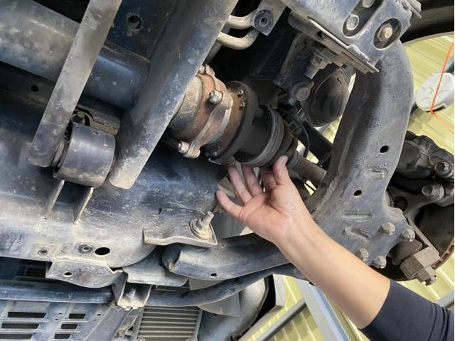 日産　キャラバン　ドライブシャフトインナーブーツ交換