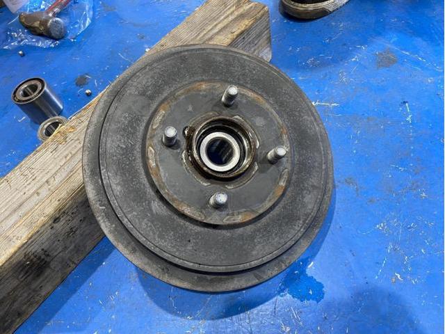 日産　ノート　　ハブベアリング交換