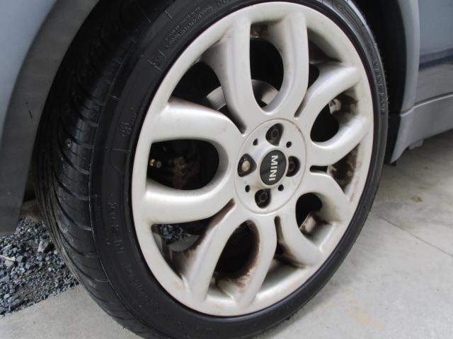 BMWミニ　出張バッテリー取替　タイヤ履き替え引き取り納車