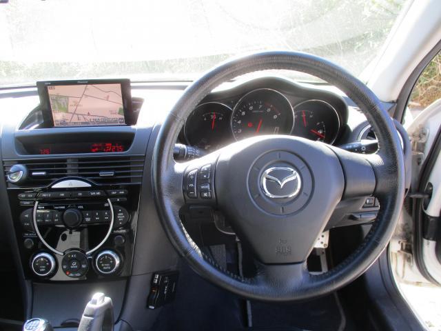 マツダＲＸ－８入庫。