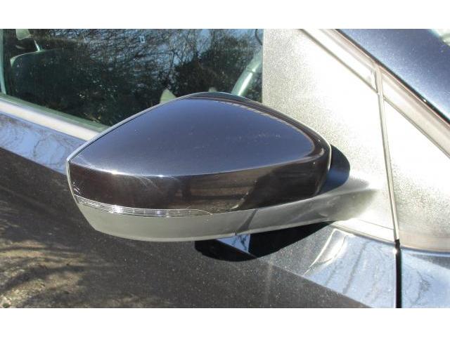 VWポロ中古ドアミラー交換作業。