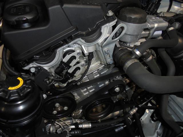 BMW 3シリーズ（E９０）３２０i 車検整備＆オイル漏れ修理