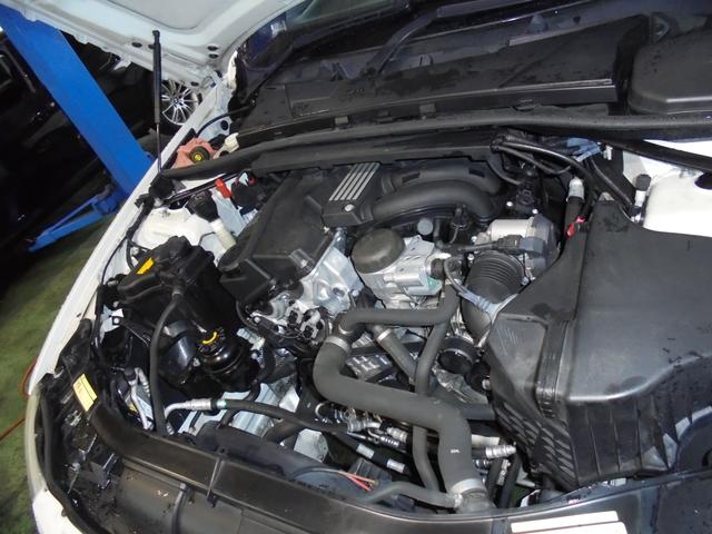BMW 3シリーズ（E９０）３２０i 車検整備＆オイル漏れ修理