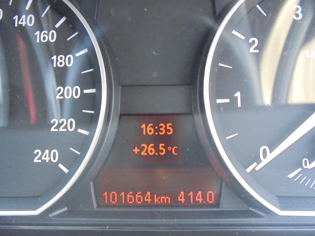 BMW 116i (E87)N45B16A エンジンオイル漏れ修理　オイルエレメントケース、カムカバーガスケット交換